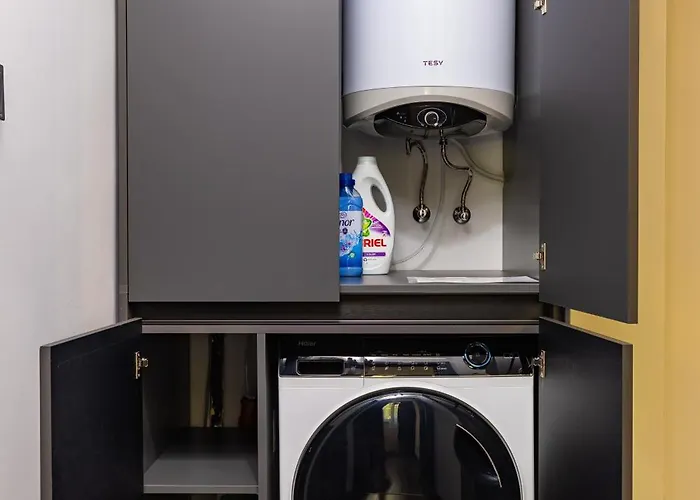 Happy People - Grey 1-bd By Flat Mаnager