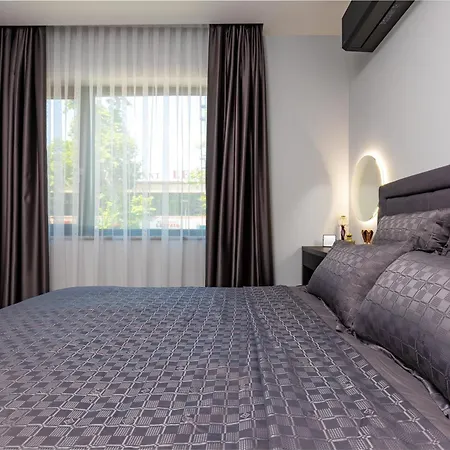 Apartment Happy People - Grey 1-bd By Flat Mаnager