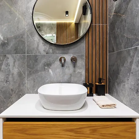 Happy People - Grey 1-bd By Flat Mаnager Apartment *