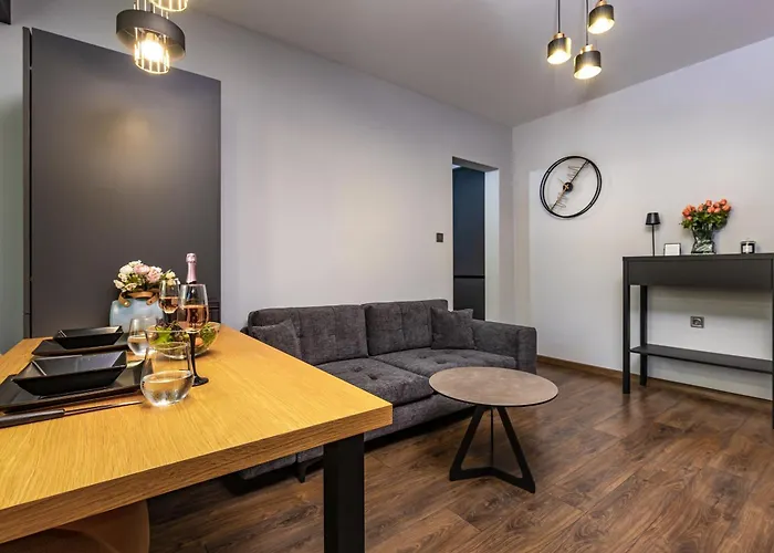 Apartment Happy People - Grey 1-bd By Flat Mаnager *